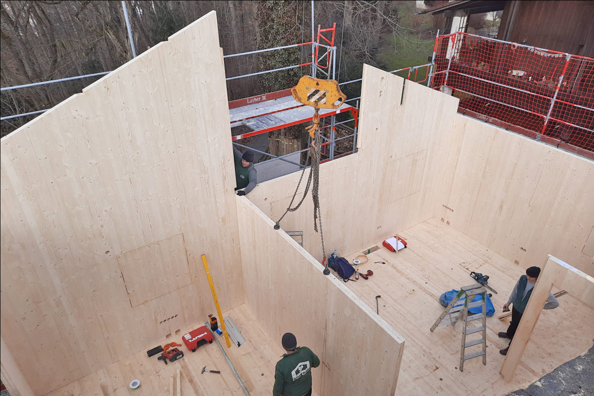 Ob Anbau, Neubau oder Dachaufstockung, teilen Sie uns Ihren Wunsch mit.